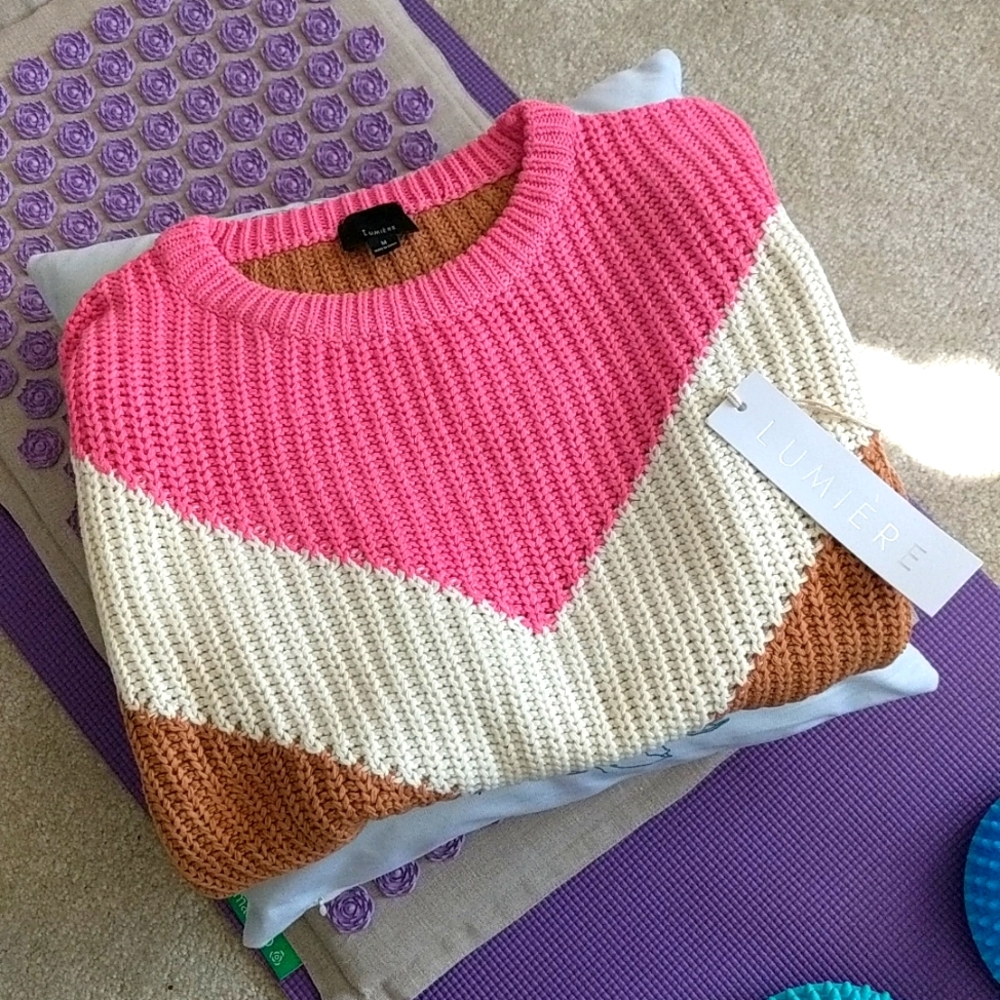 Lumiere chunky sweater in sz Medium
